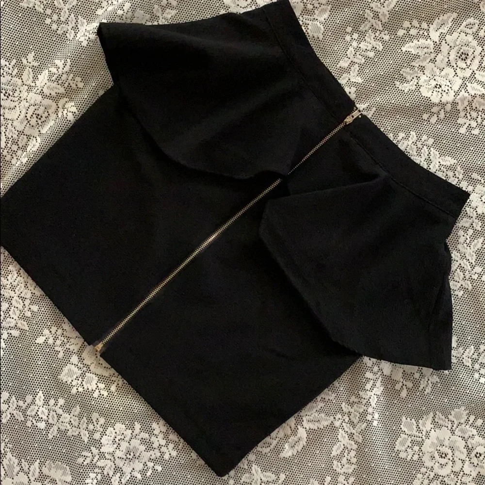 Valentino Roma Peplum Skirt Black Designer Sz 4 - Picture 6 of 7
